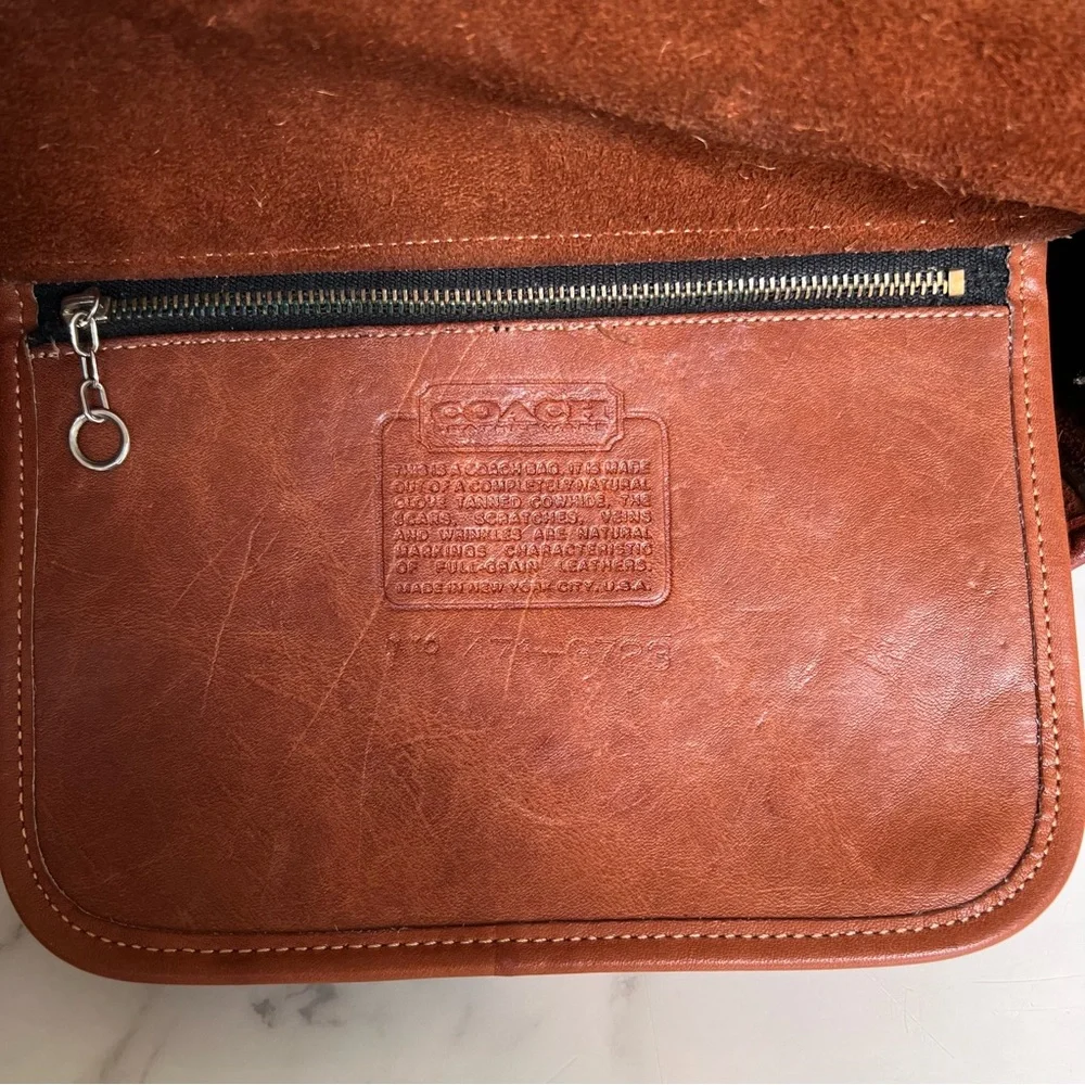 Coach Vintage Spectator Shoulder Bag 9767 British Tan Leather Turnlock NYC USA - Picture 9 of 16